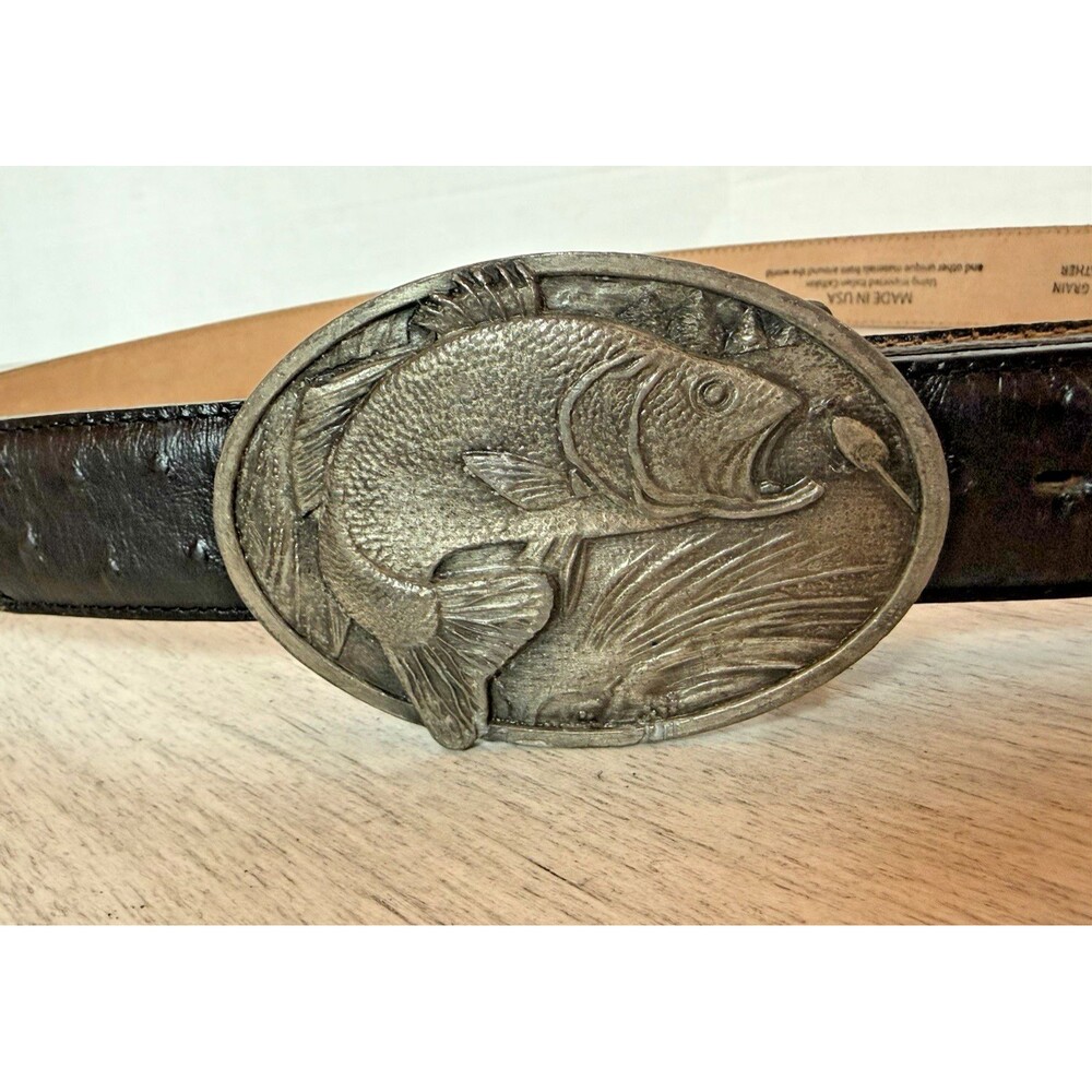 Vintage 1977 Bergamot Brass Works Bass Fish Fishing Pole 3D Belt Buckle X-144